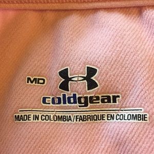 Under Armour Tops - EUC UNDER ARMOUR COLD GEAR Top🌸 Under Armour Tops - EUC UNDER ARMOUR COLD GEAR Top🌸